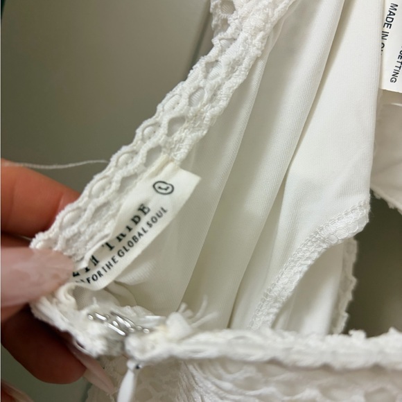 12th Tribe Bellagio White Pearl Maxi Dress - Picture 4 of 6